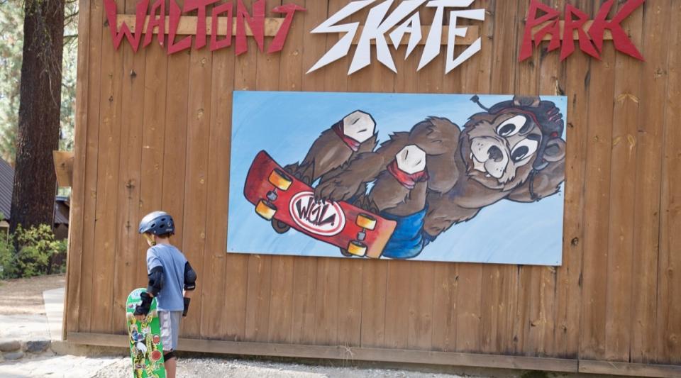 Walton's Grizzly Lodge skate park